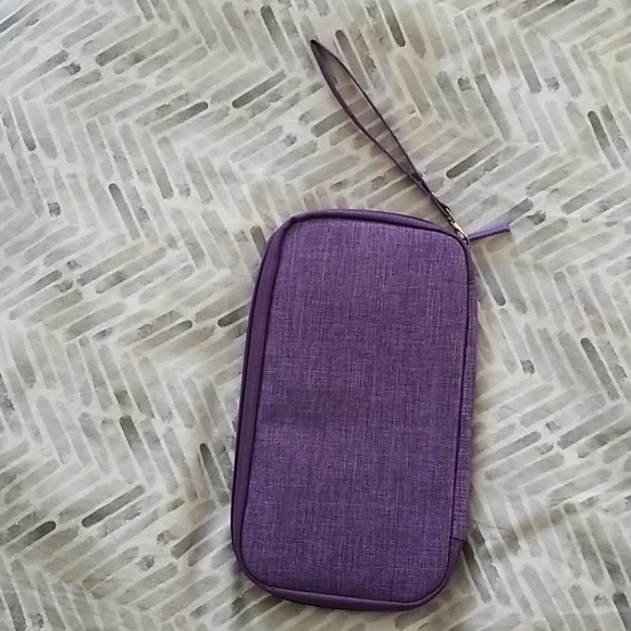 travel wallet organizer & passport cover - Picture 2 of 9